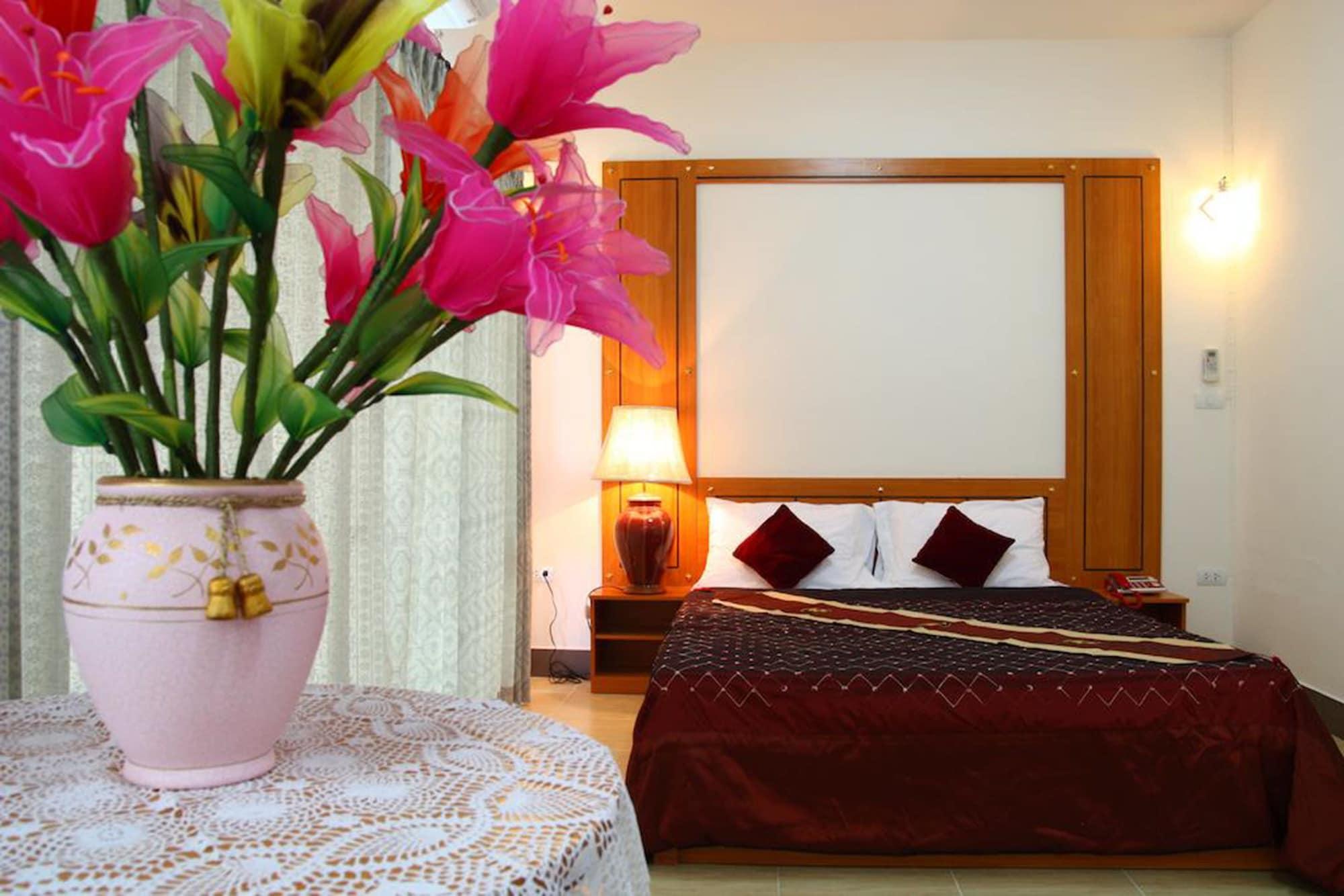 Choktawee Residence And Mansion Chiang Mai Extérieur photo