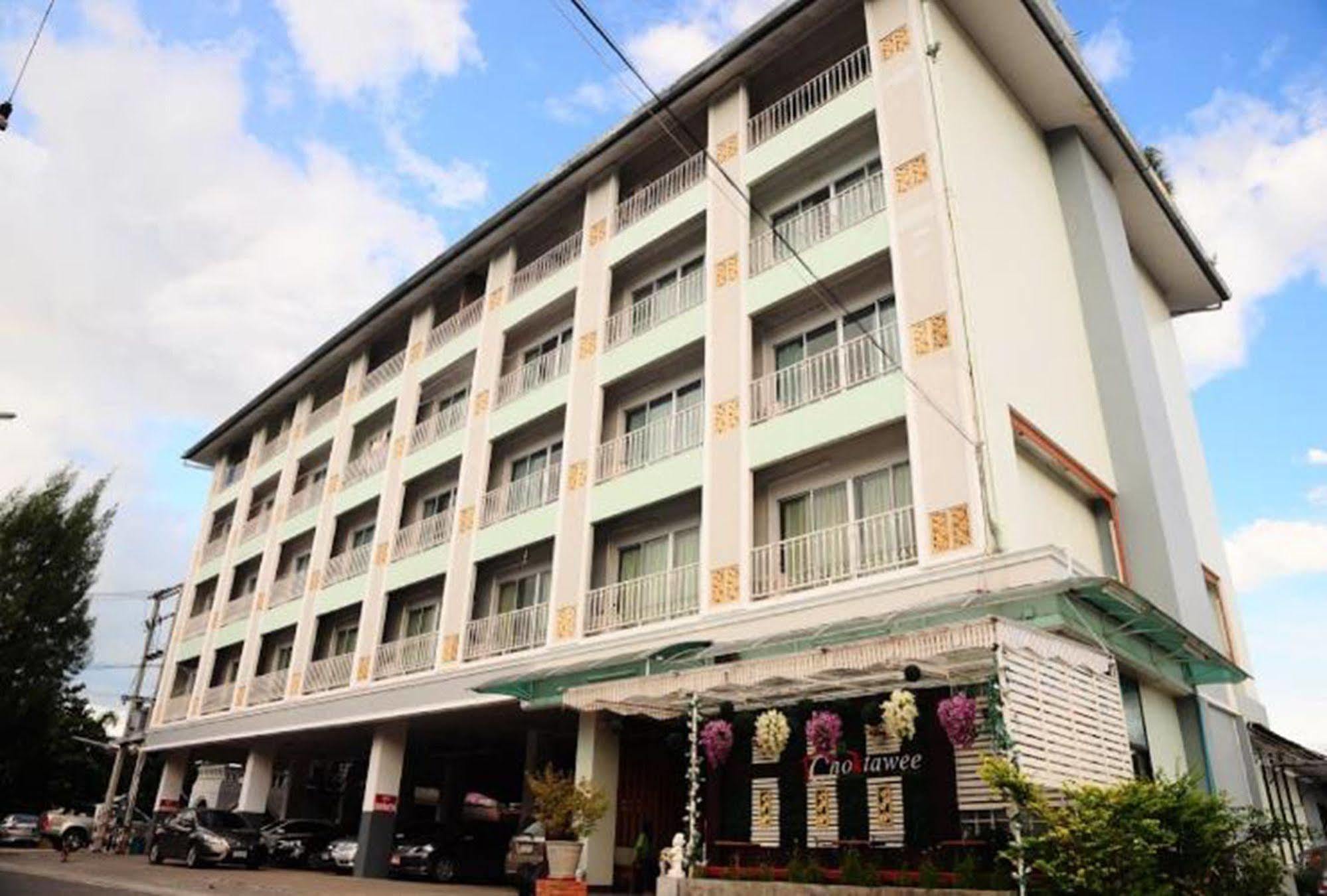 Choktawee Residence And Mansion Chiang Mai Extérieur photo